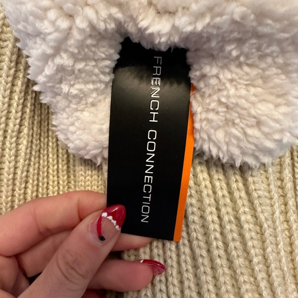 NWT French Connection Cream Knit Scarf, Gloves, & Hat Set - Picture 2 of 5